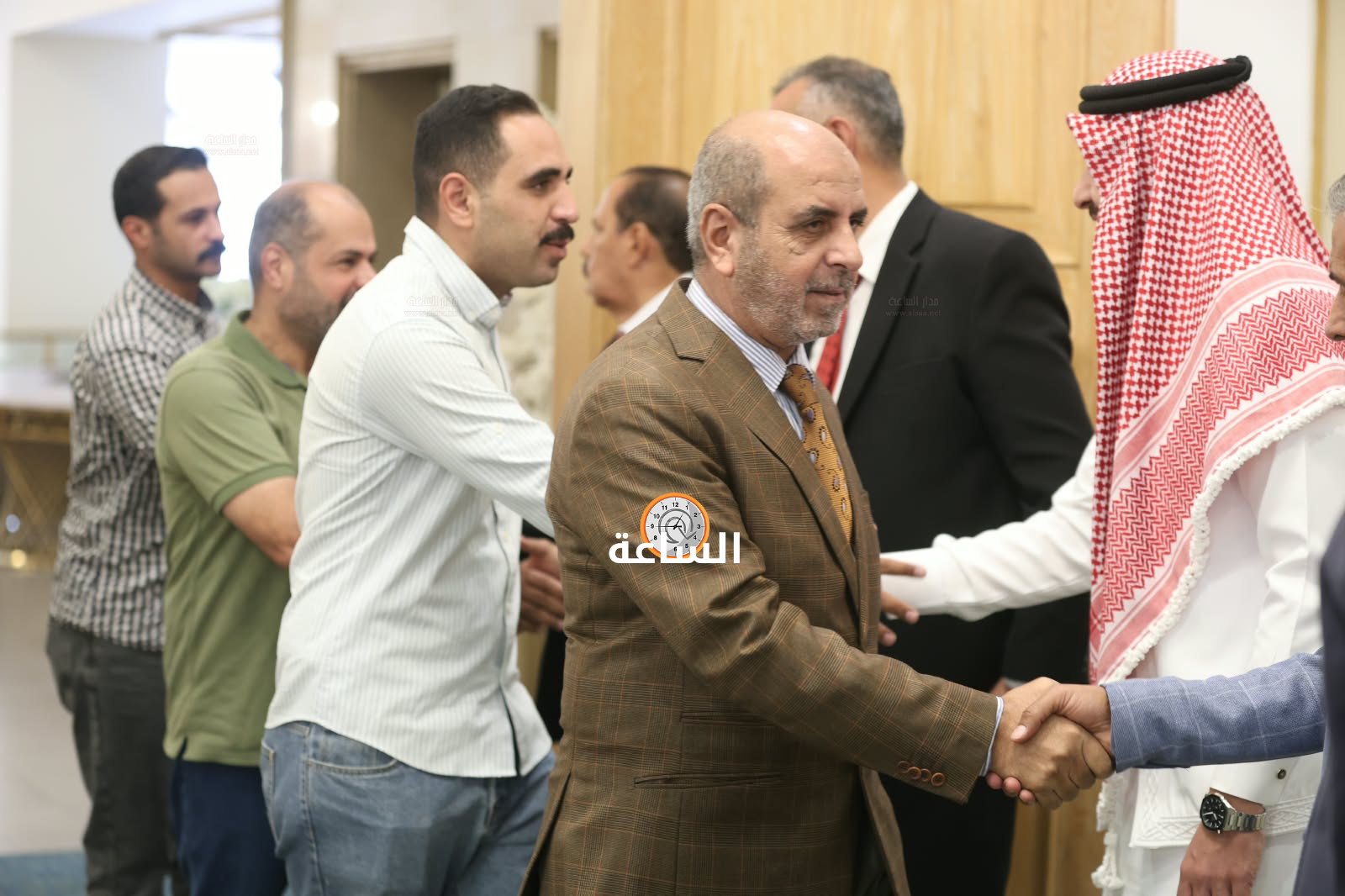 Madar Al-Saa Images 0.00544597987122819