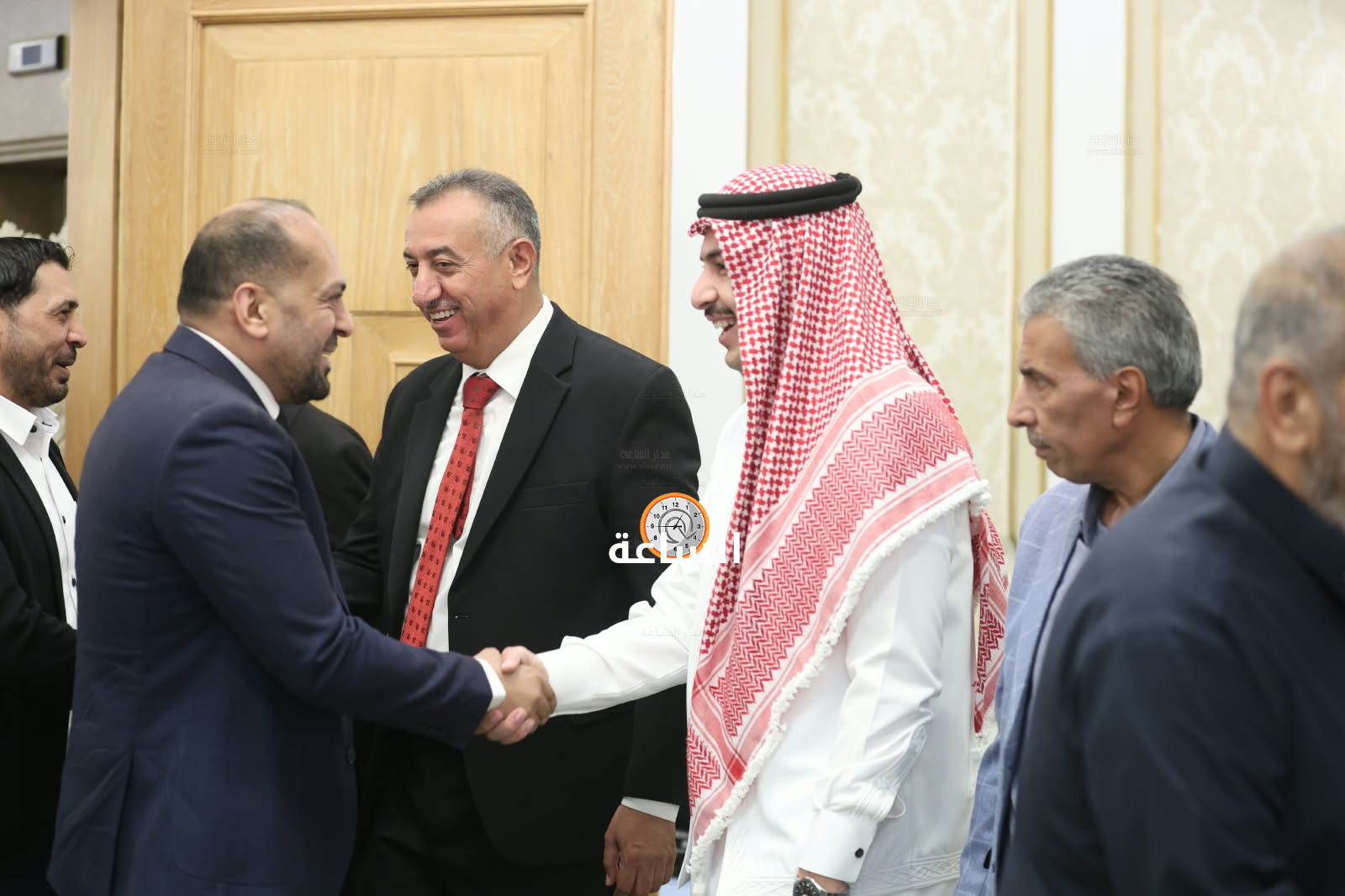 Madar Al-Saa Images 0.14426220923703326