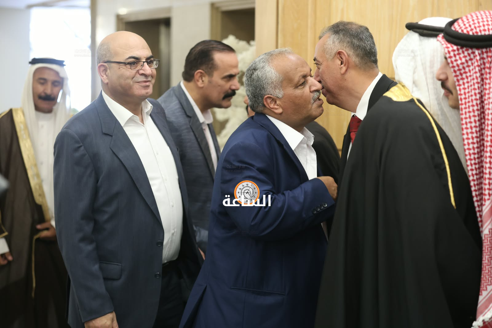 Madar Al-Saa Images 0.37196686675169865