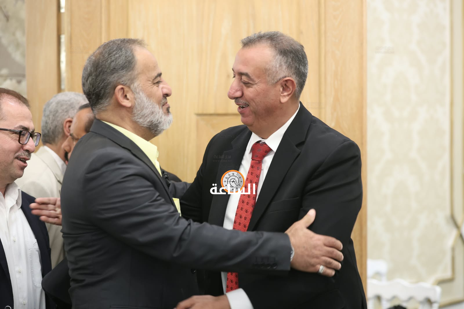 Madar Al-Saa Images 0.9968625035327495