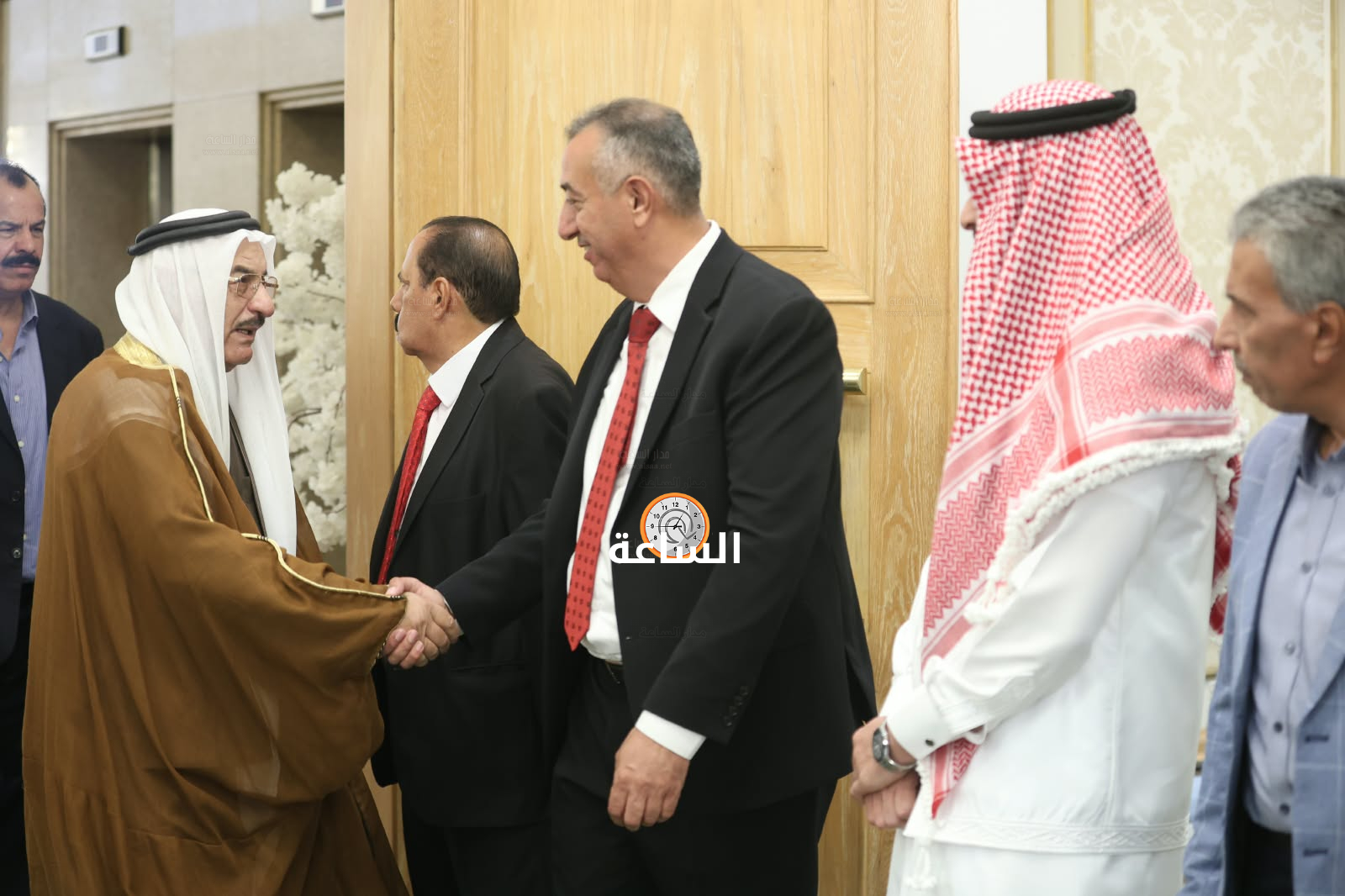 Madar Al-Saa Images 0.5677624891352672