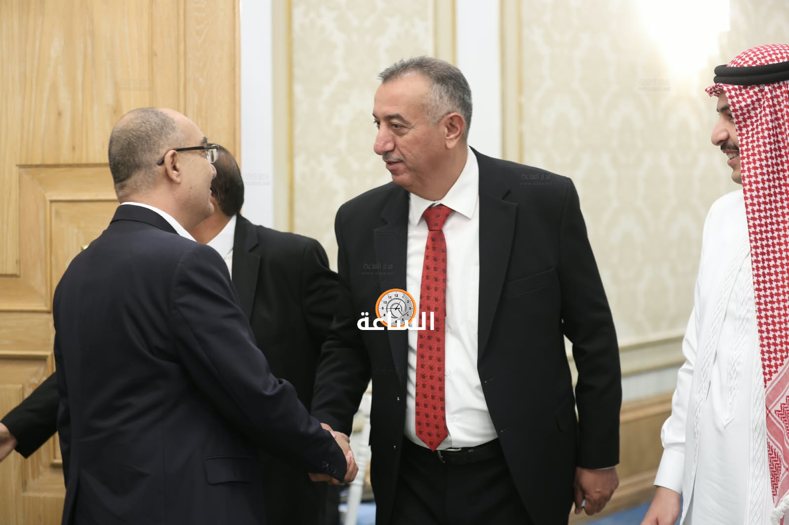 Madar Al-Saa Images 0.4912722079354298