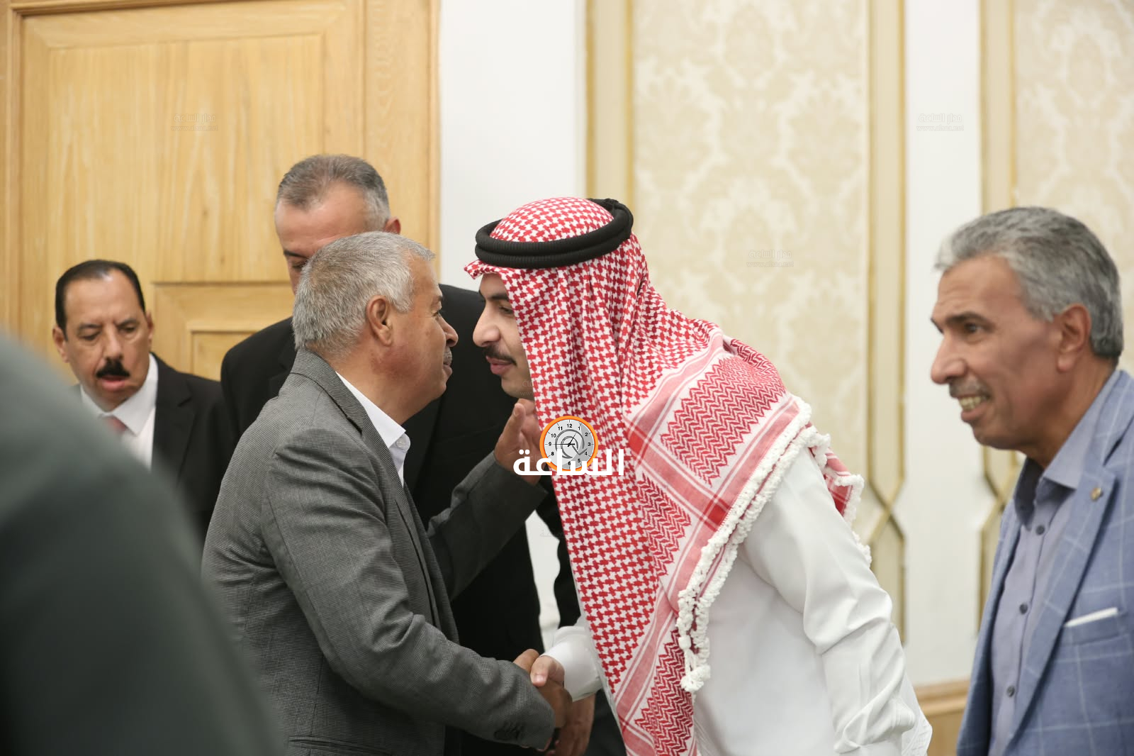 Madar Al-Saa Images 0.12985672326413167