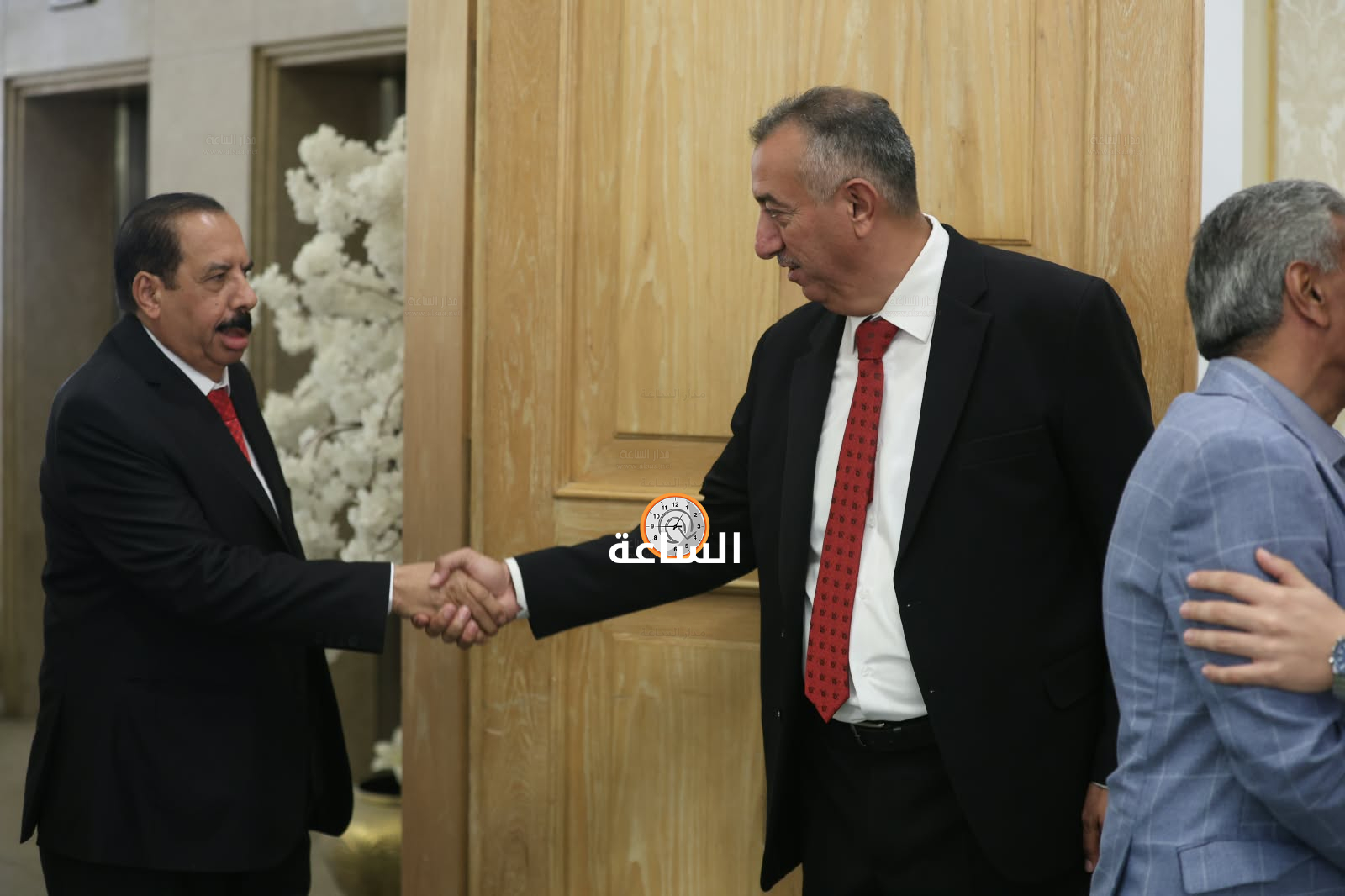 Madar Al-Saa Images 0.36804687702681704