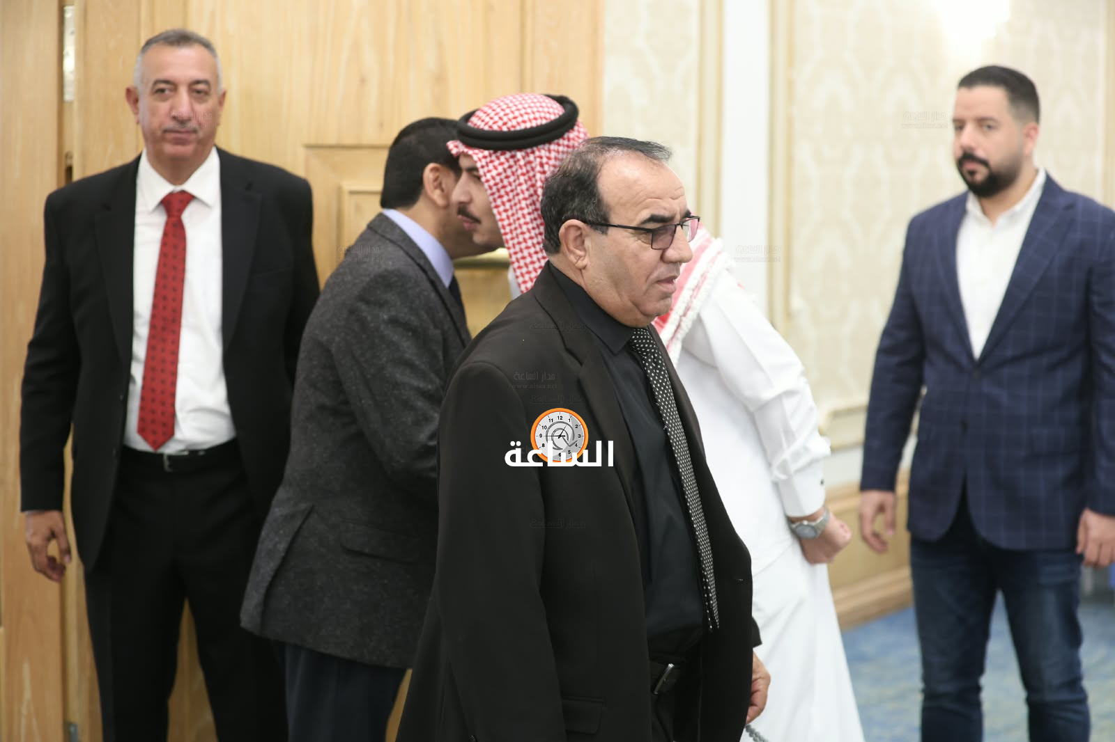 Madar Al-Saa Images 0.5863935550158106