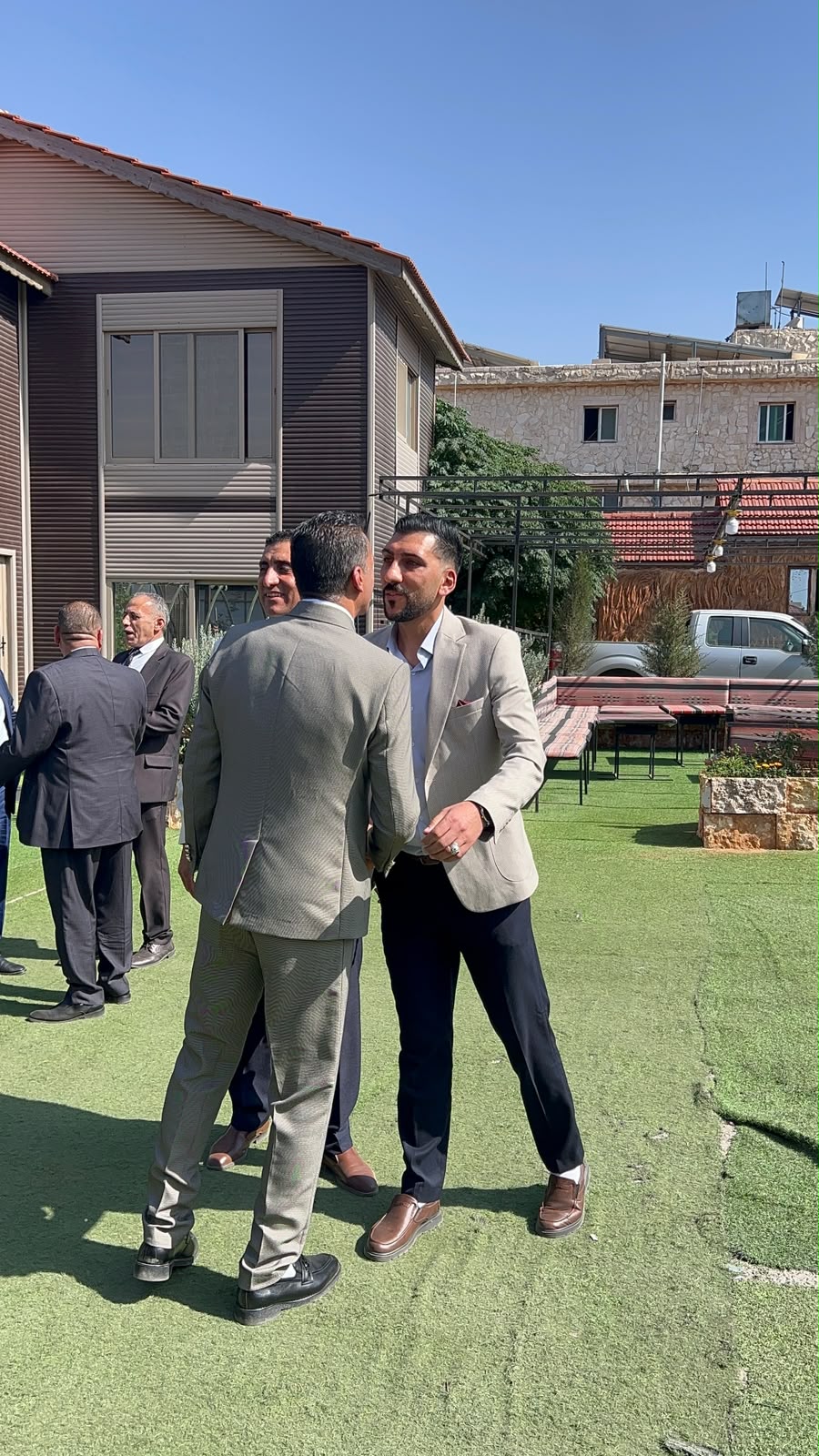 Madar Al-Saa Images 0.4043537616757883