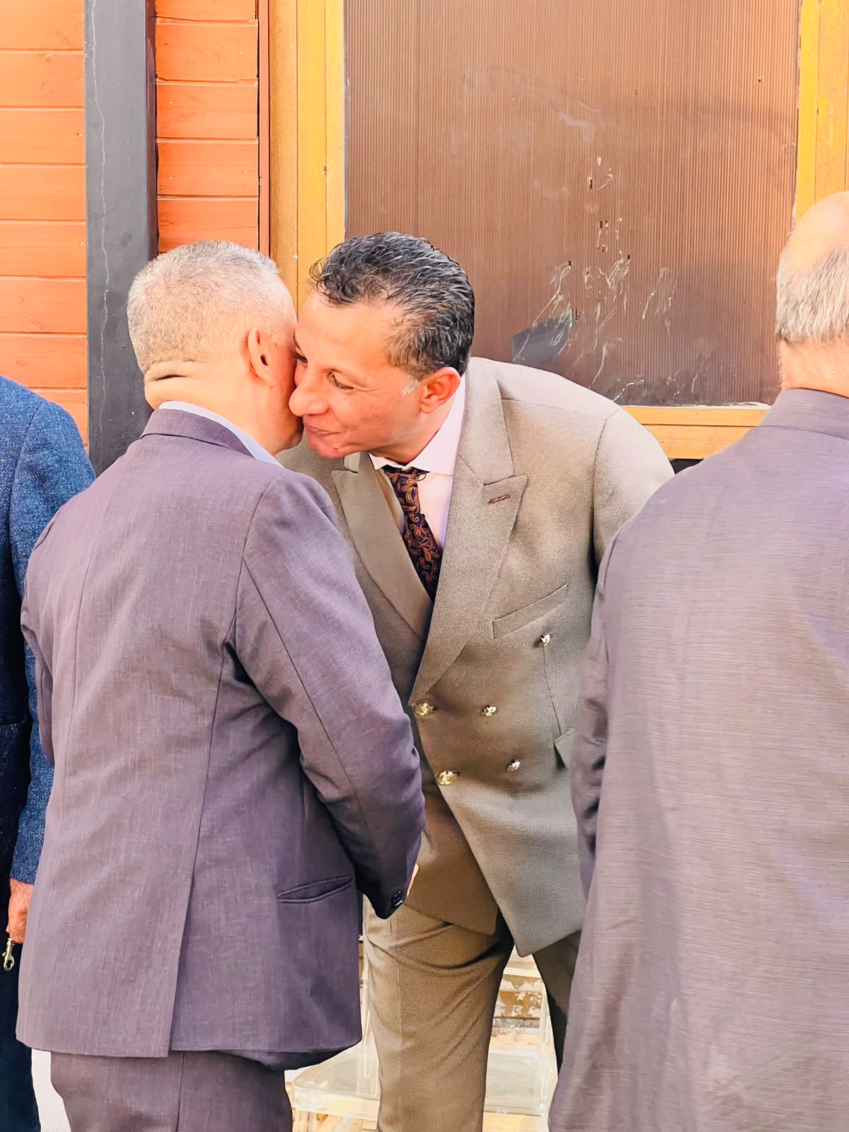 Madar Al-Saa Images 0.4646889122261397
