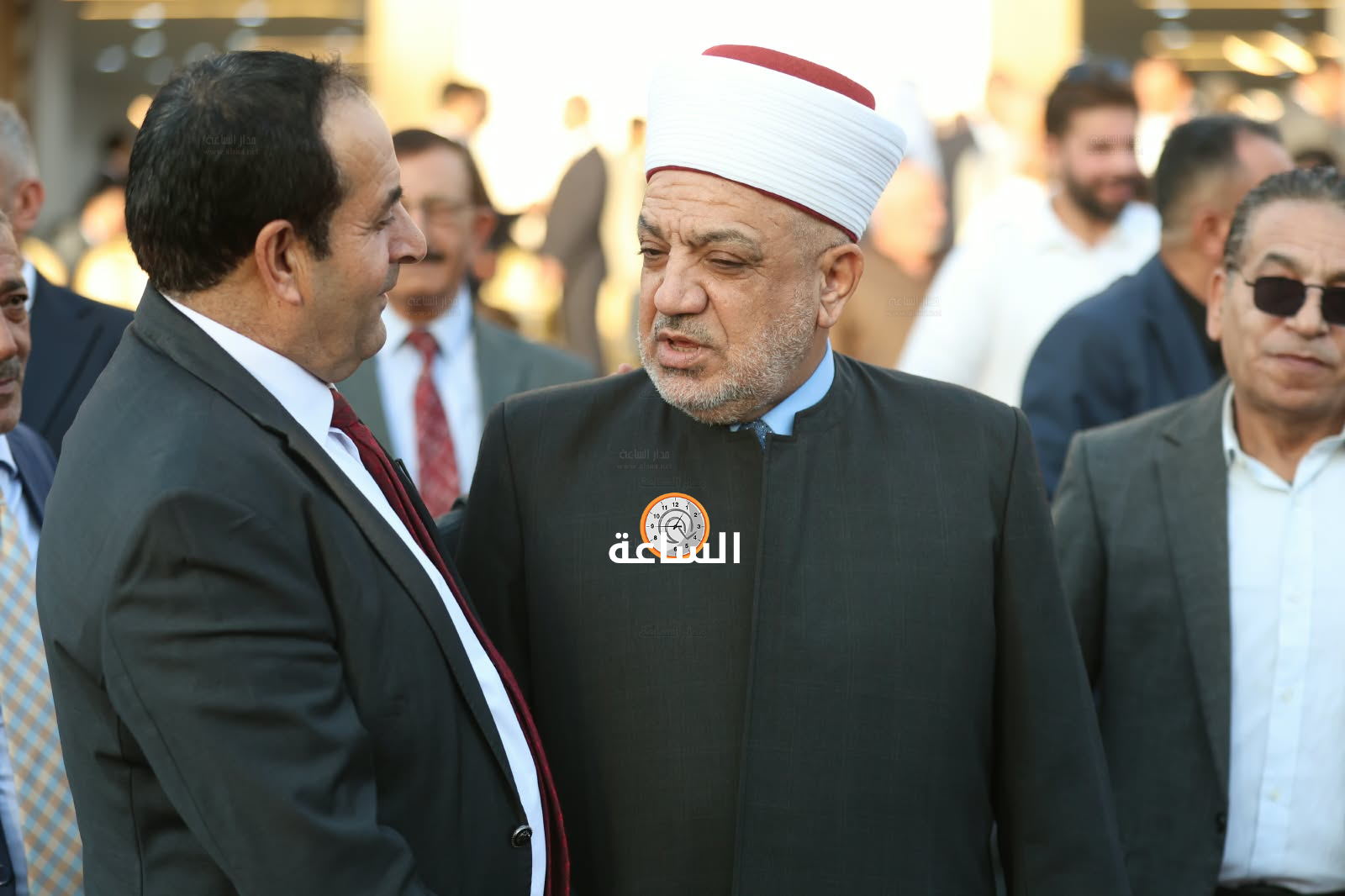 Madar Al-Saa Images 0.14138704099952193