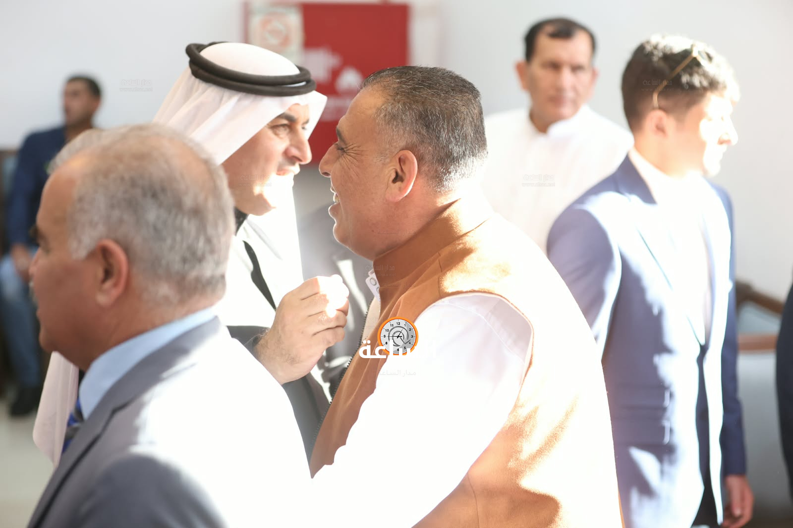 Madar Al-Saa Images 0.8539892594316427