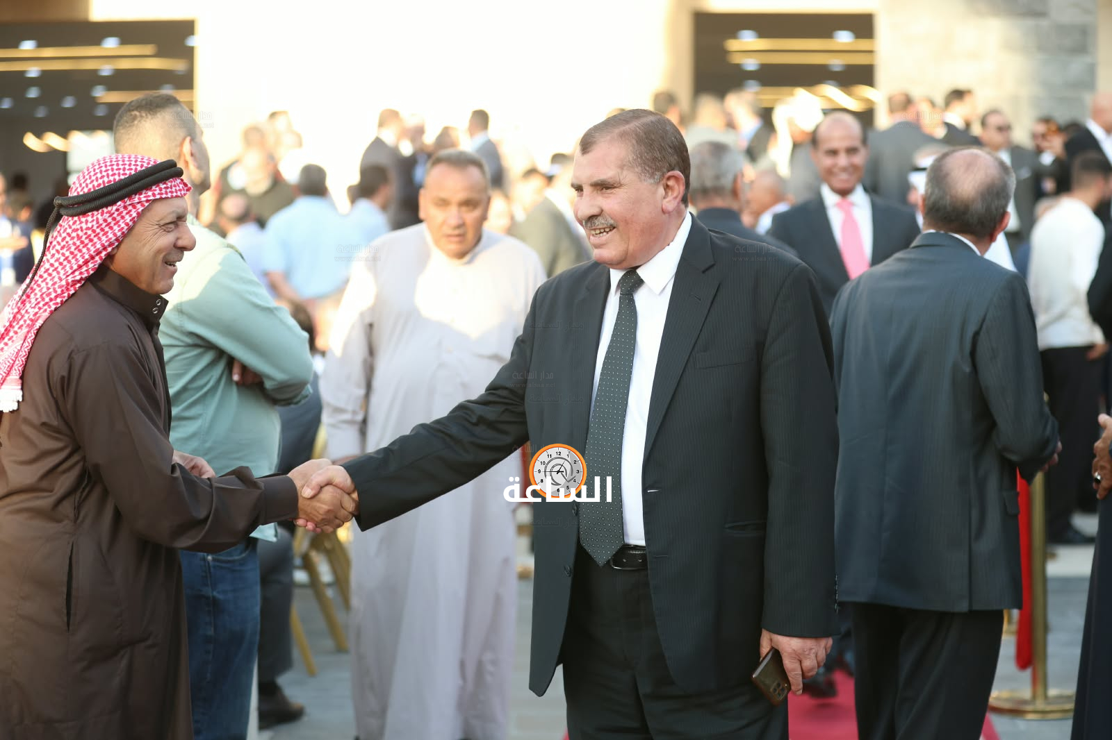 Madar Al-Saa Images 0.6368632259986476