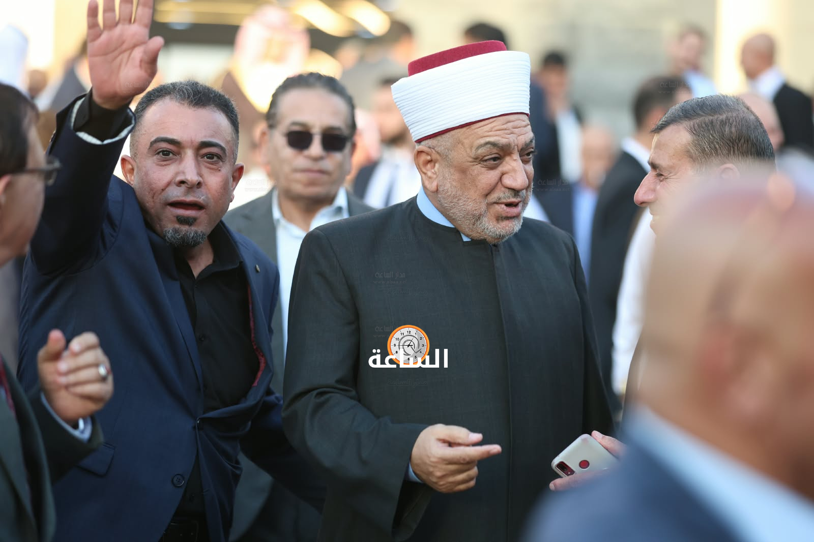 Madar Al-Saa Images 0.04432780432704919