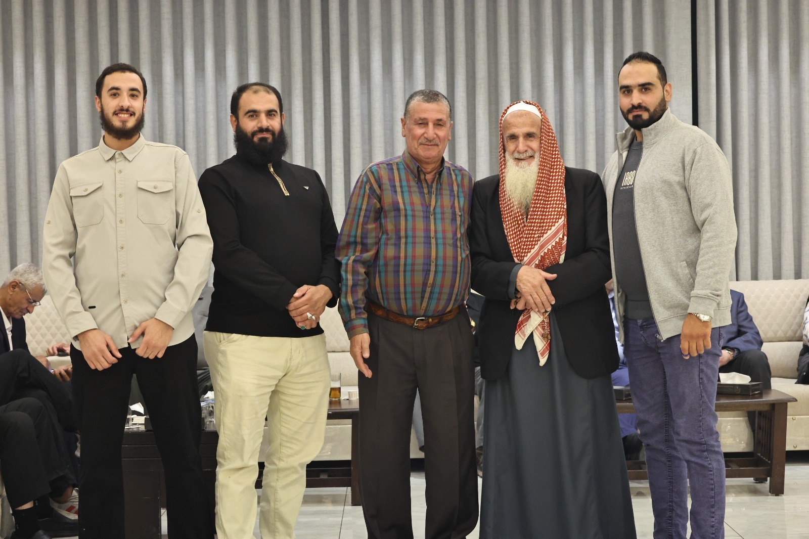 Madar Al-Saa Images 0.10912875832040025