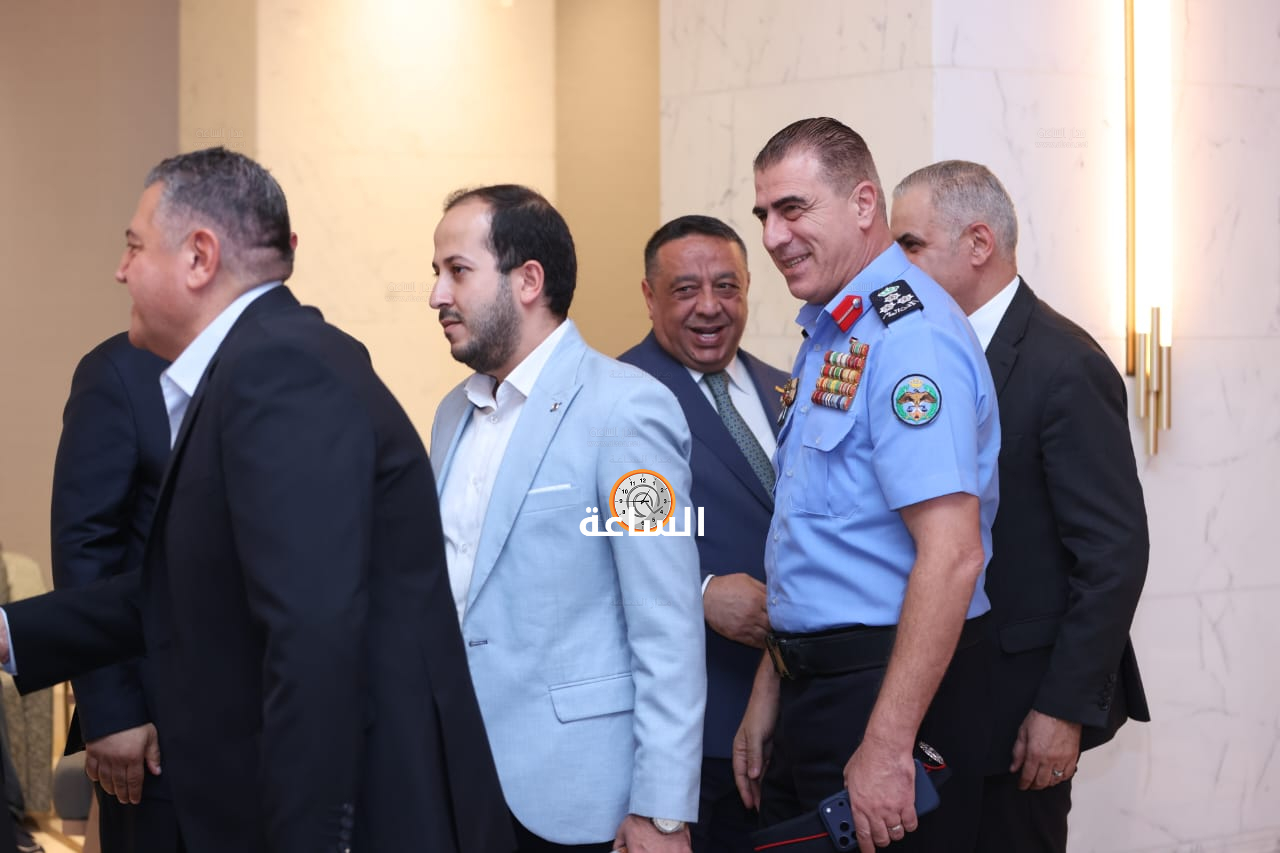 Madar Al-Saa Images 0.2977240609410178