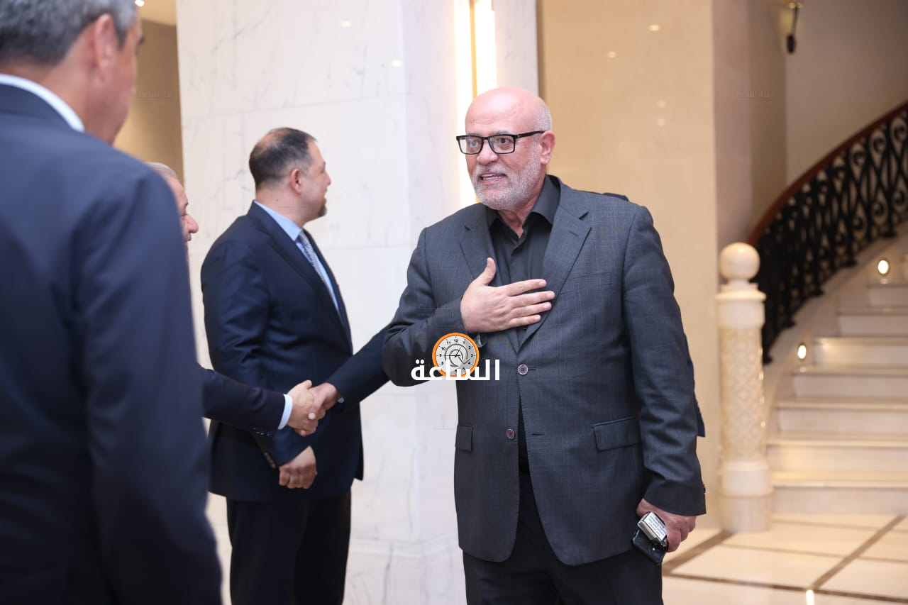 Madar Al-Saa Images 0.09943486181417371