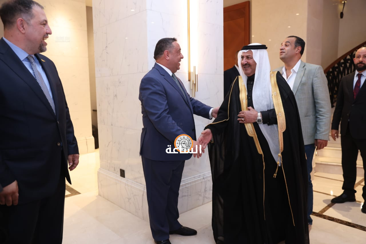 Madar Al-Saa Images 0.7833296745551627