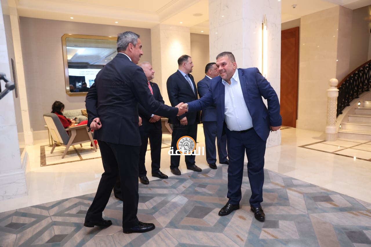 Madar Al-Saa Images 0.08248337287955776