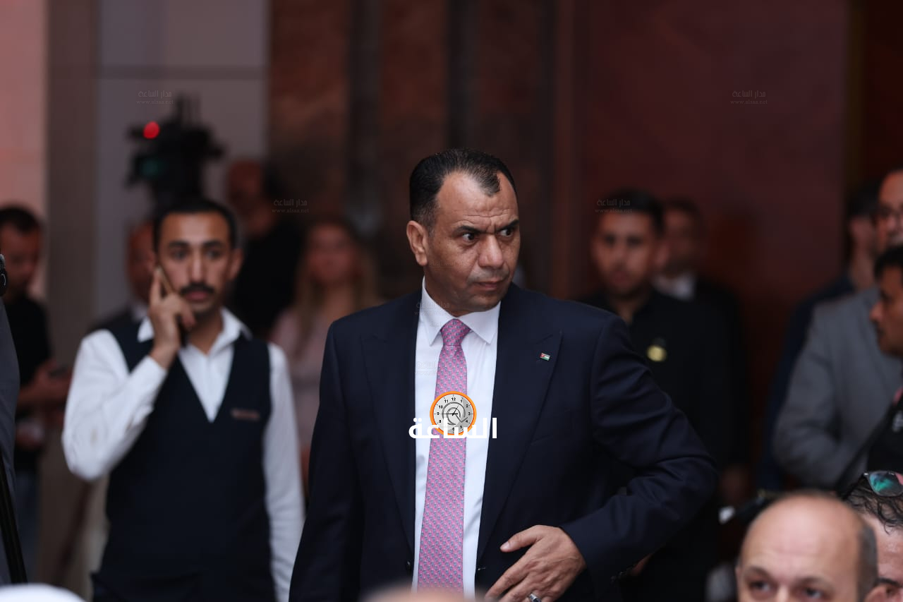 Madar Al-Saa Images 0.865815295099624