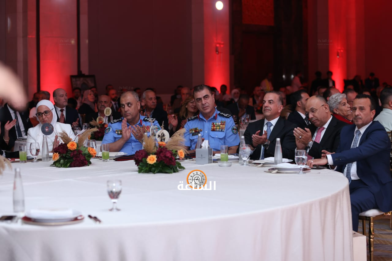 Madar Al-Saa Images 0.5562113983341735