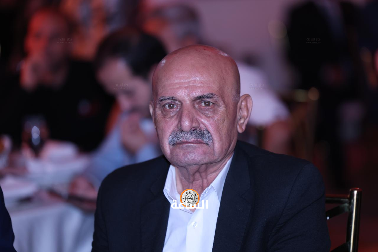 Madar Al-Saa Images 0.538459928527645