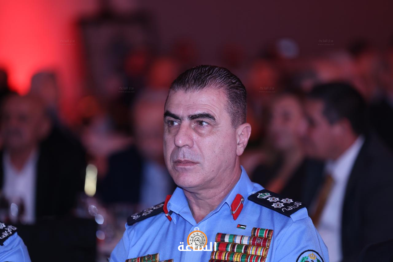 Madar Al-Saa Images 0.8000859149587036