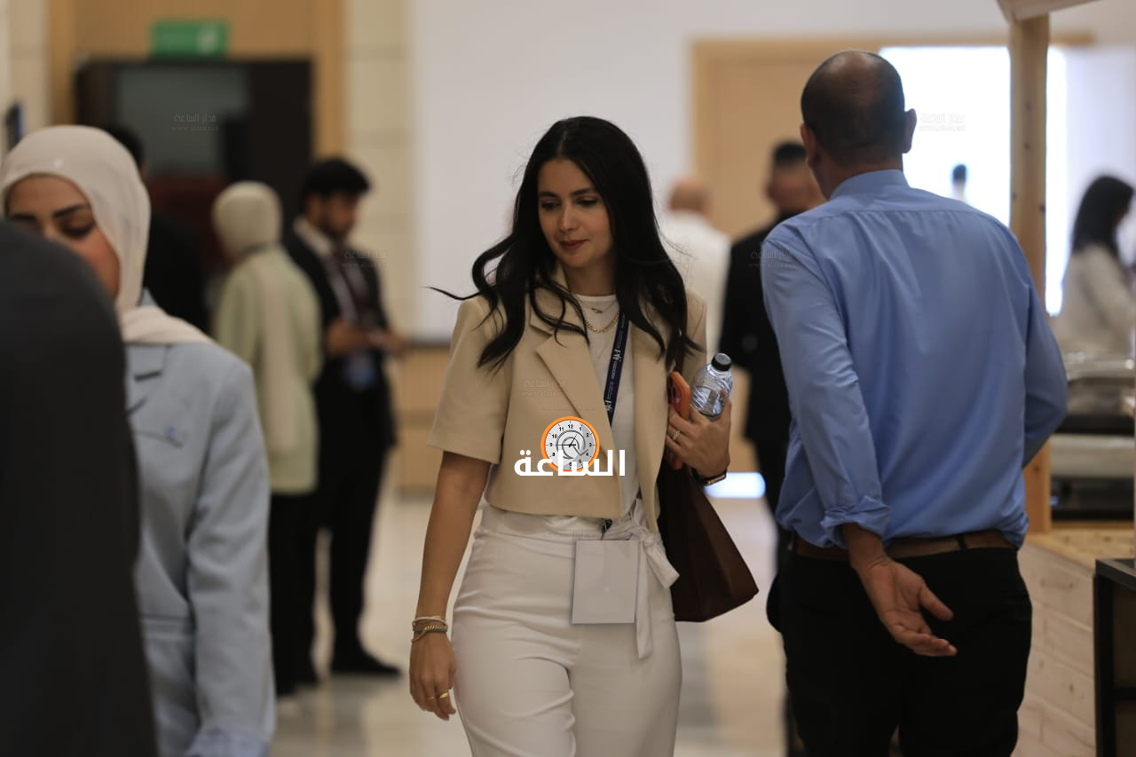 Madar Al-Saa Images 0.5629948911851772