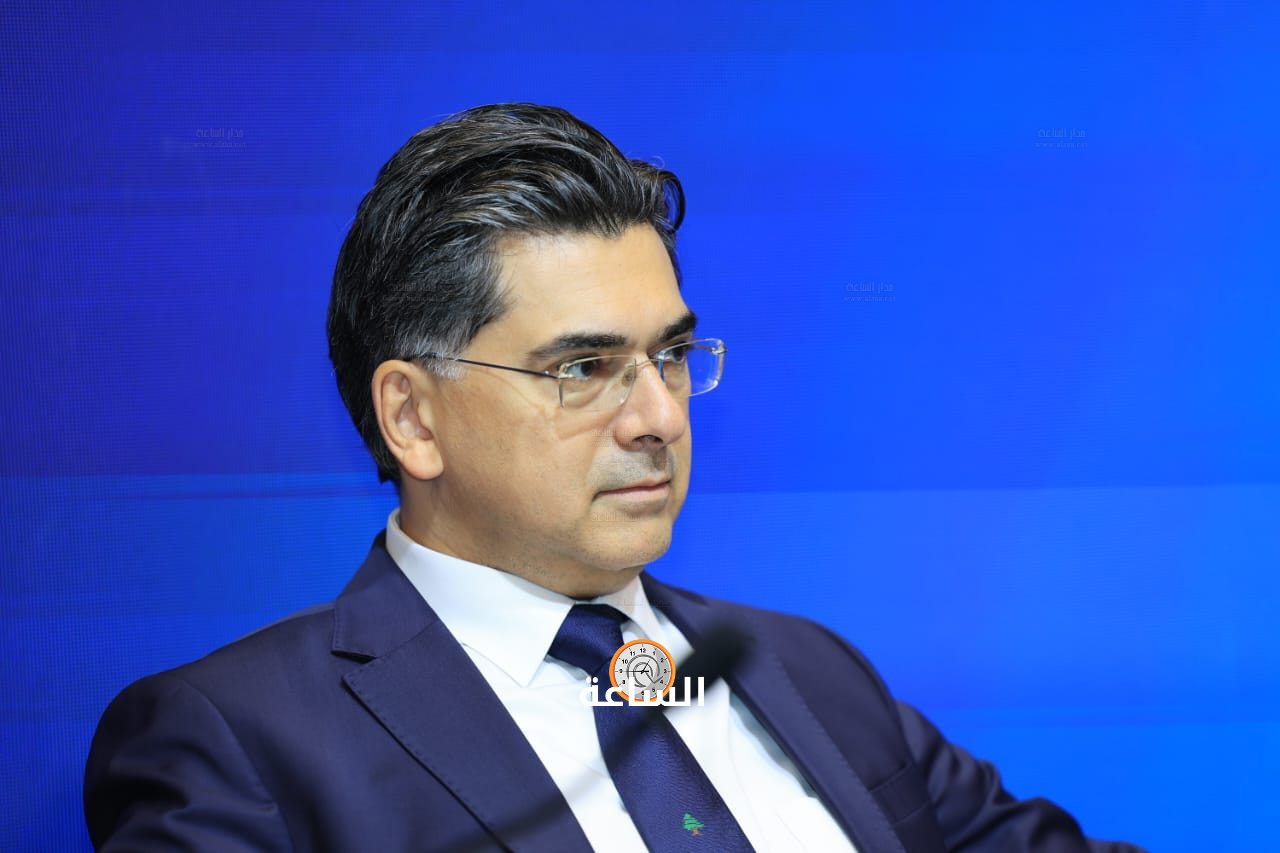 Madar Al-Saa Images 0.0396215750866693