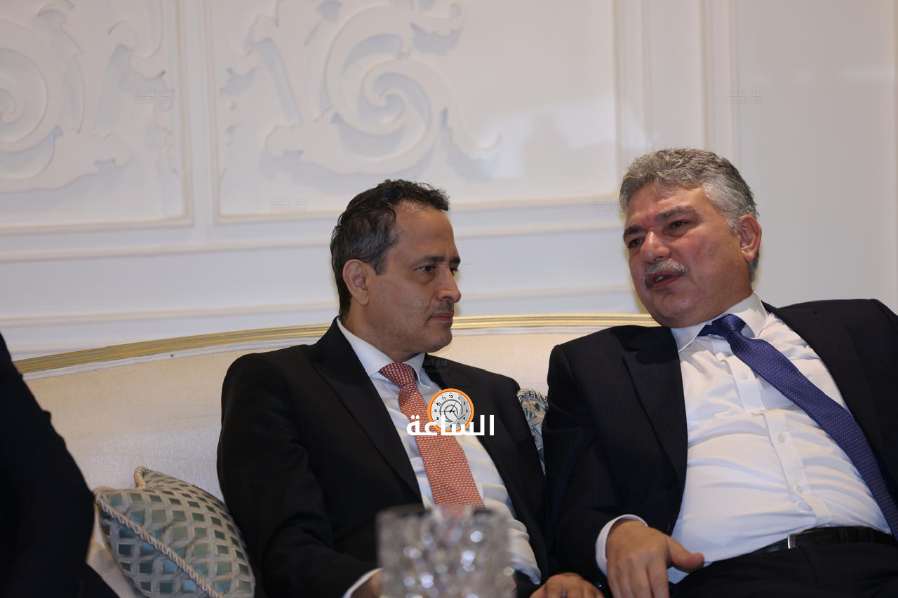 Madar Al-Saa Images 0.5571541344371752