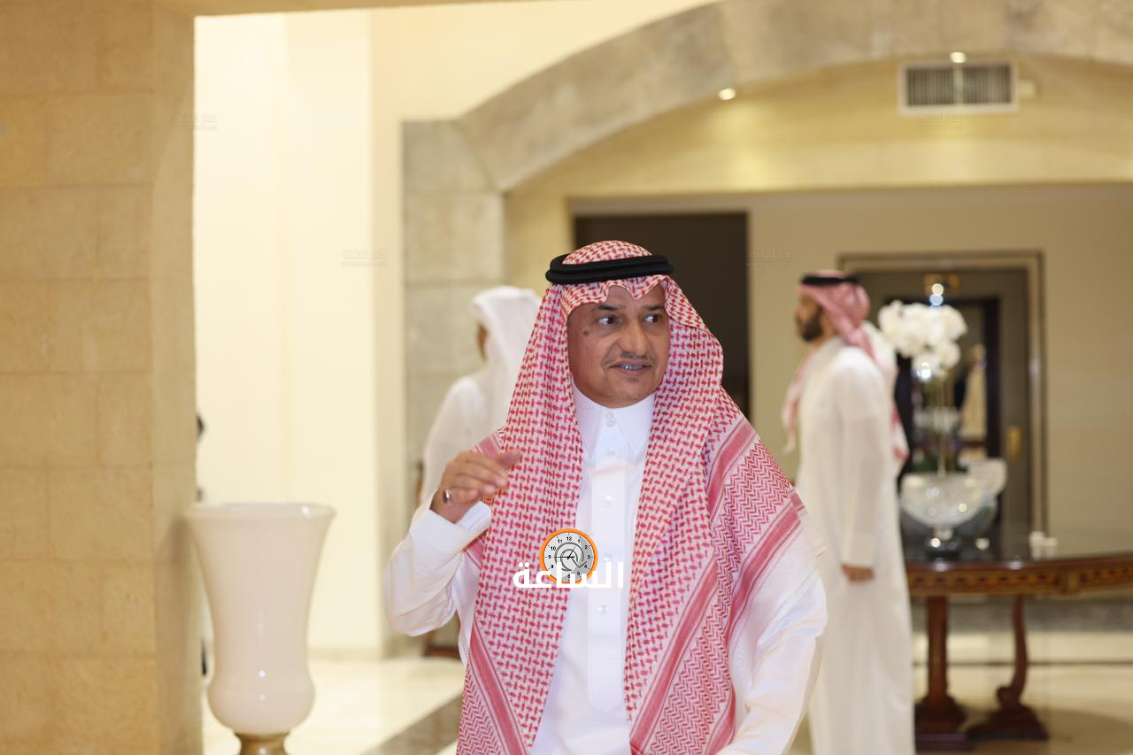 Madar Al-Saa Images 0.18383196668370805
