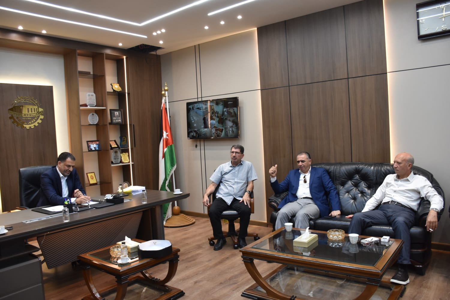 Madar Al-Saa Images 0.8233074782061804