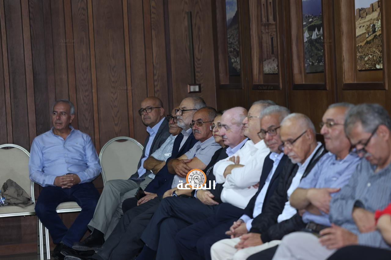 Madar Al-Saa Images 0.4135284686578551