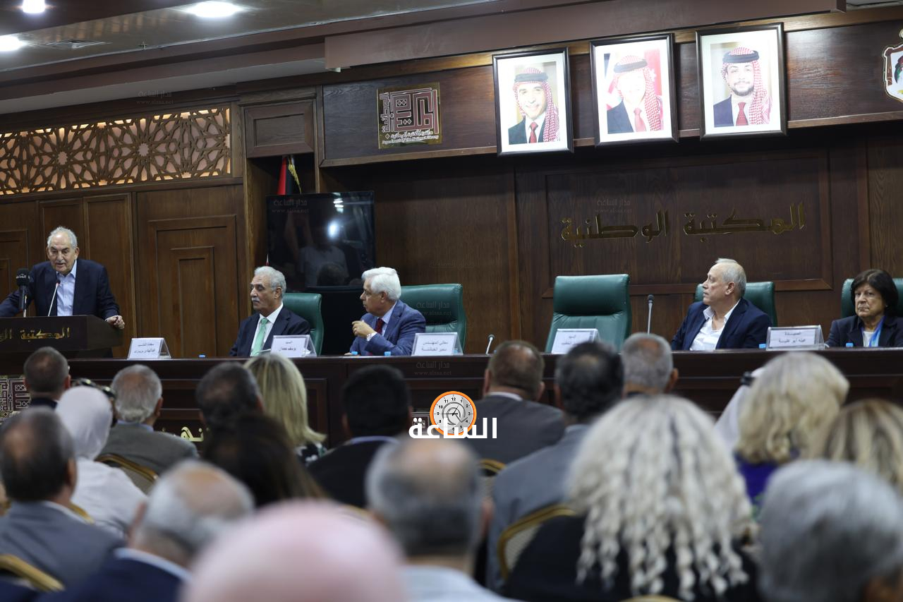 Madar Al-Saa Images 0.520546892003241