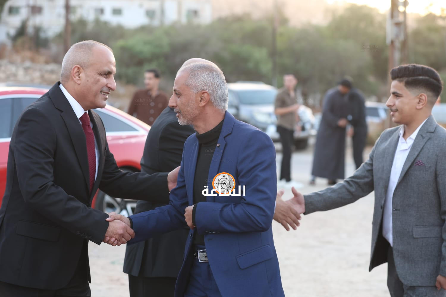 Madar Al-Saa Images 0.3587904915816542
