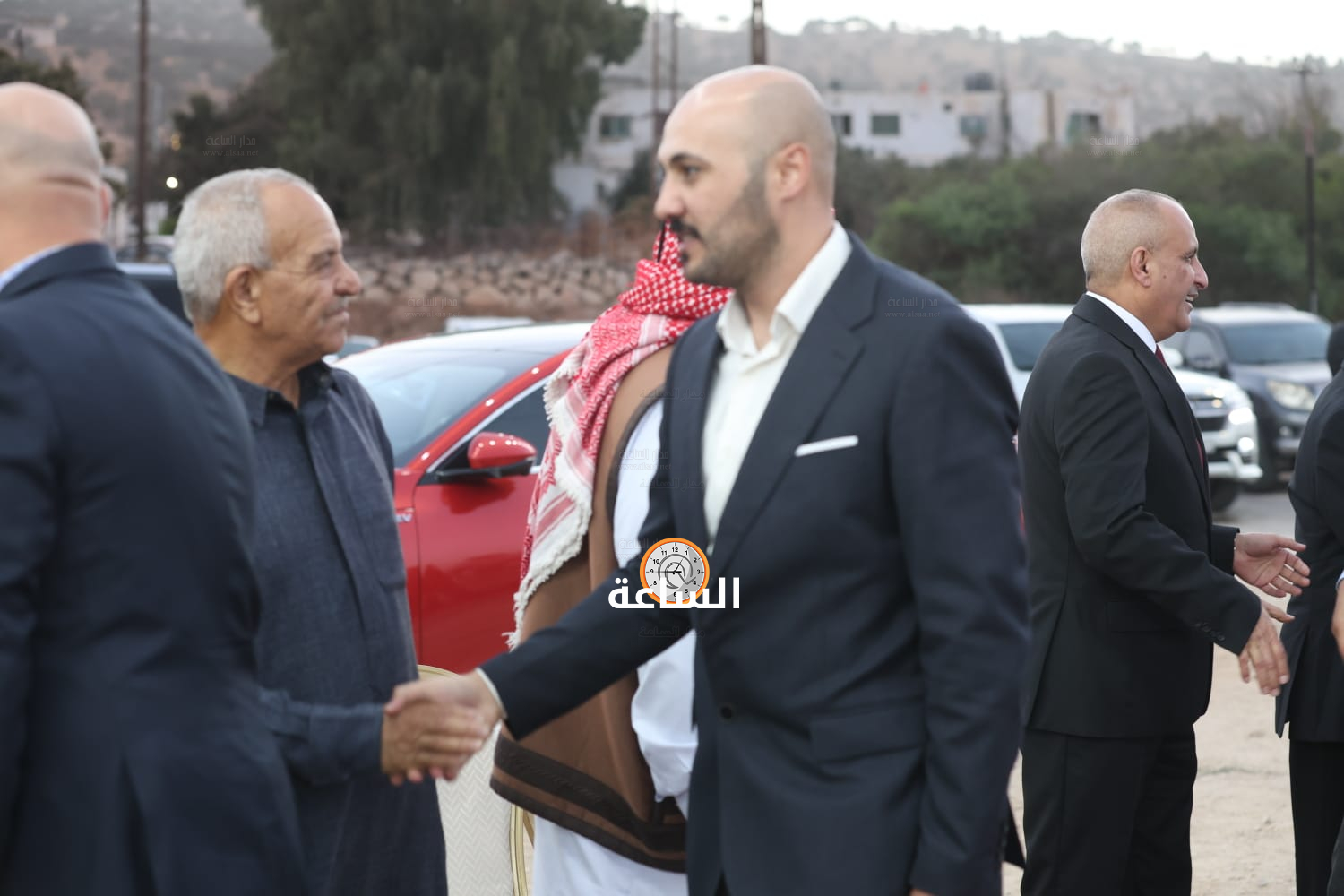 Madar Al-Saa Images 0.686427677005088