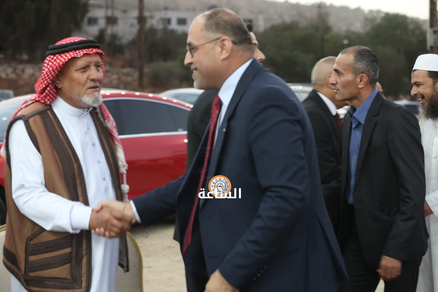 Madar Al-Saa Images 0.4978408438244204