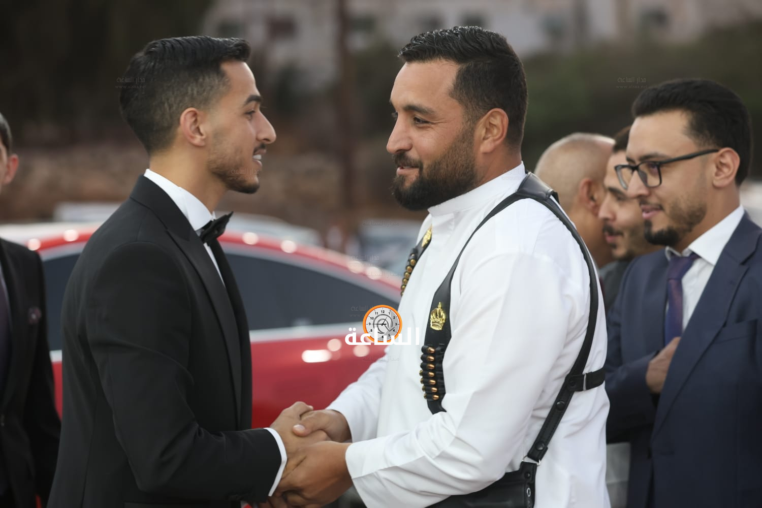 Madar Al-Saa Images 0.22083513885493755
