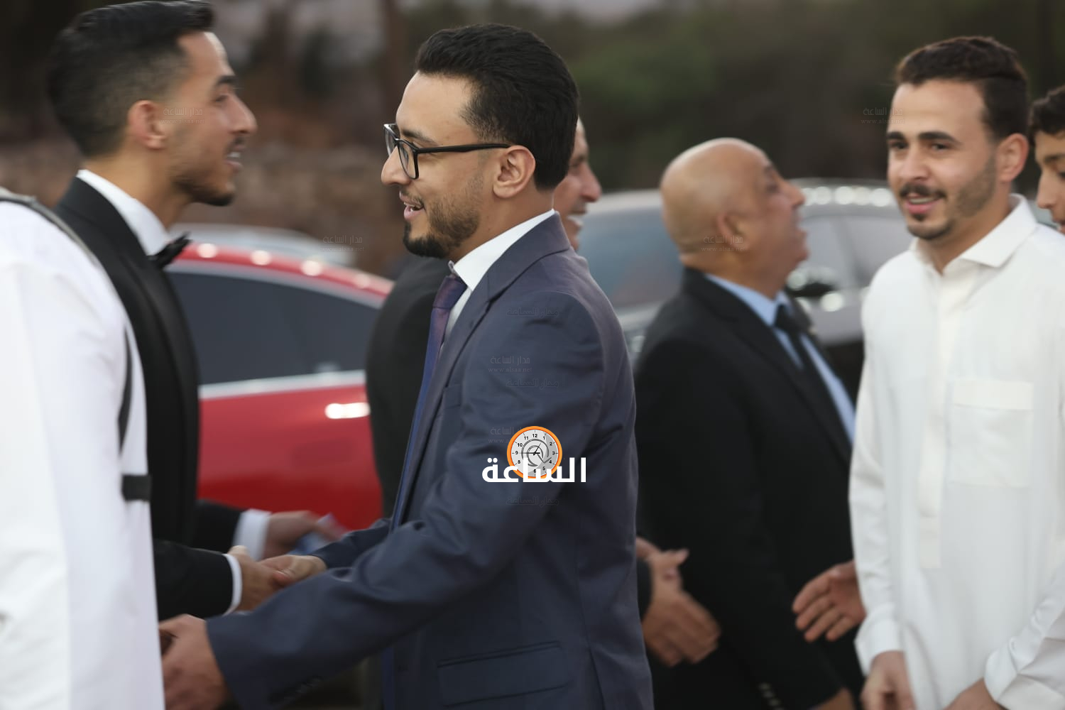 Madar Al-Saa Images 0.7102118678136228