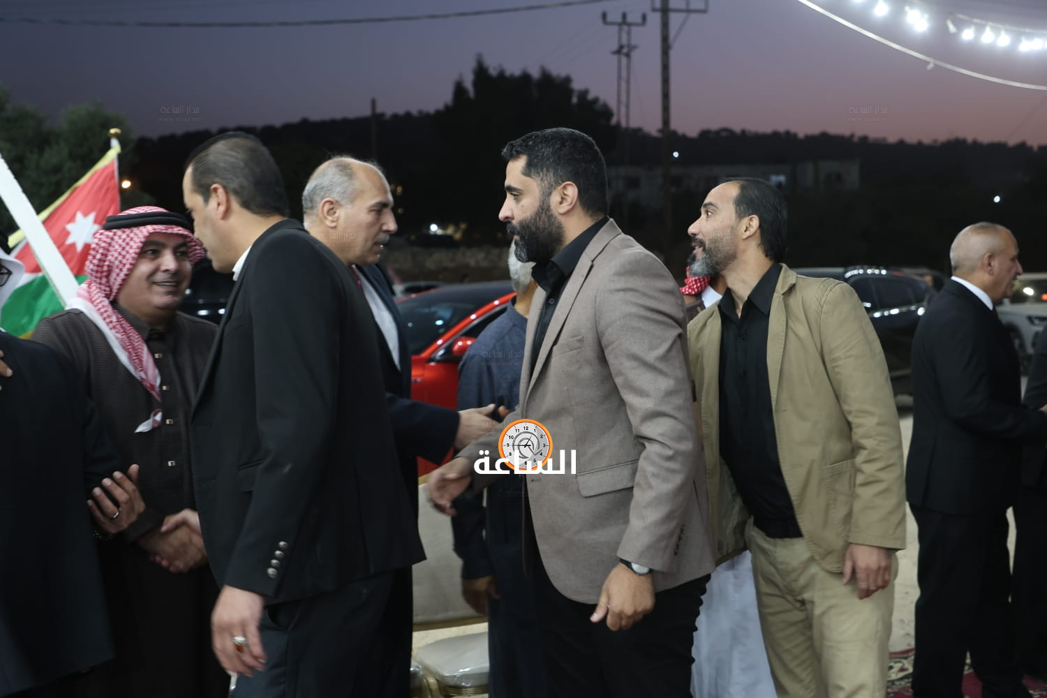 Madar Al-Saa Images 0.9808759005991352