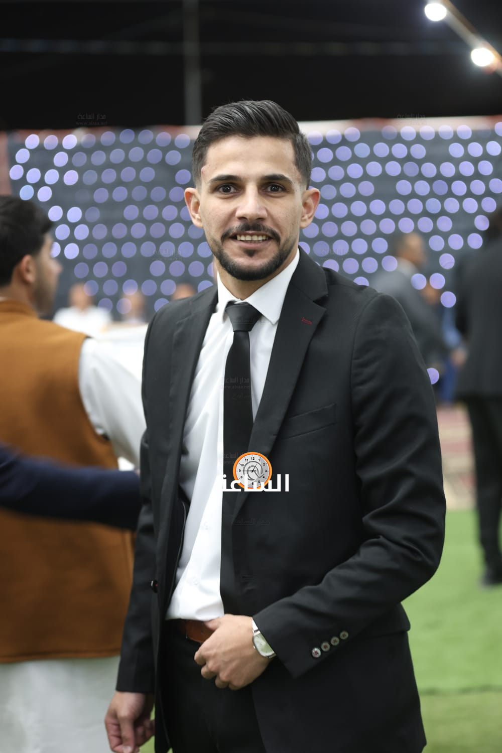 Madar Al-Saa Images 0.4483056274355536