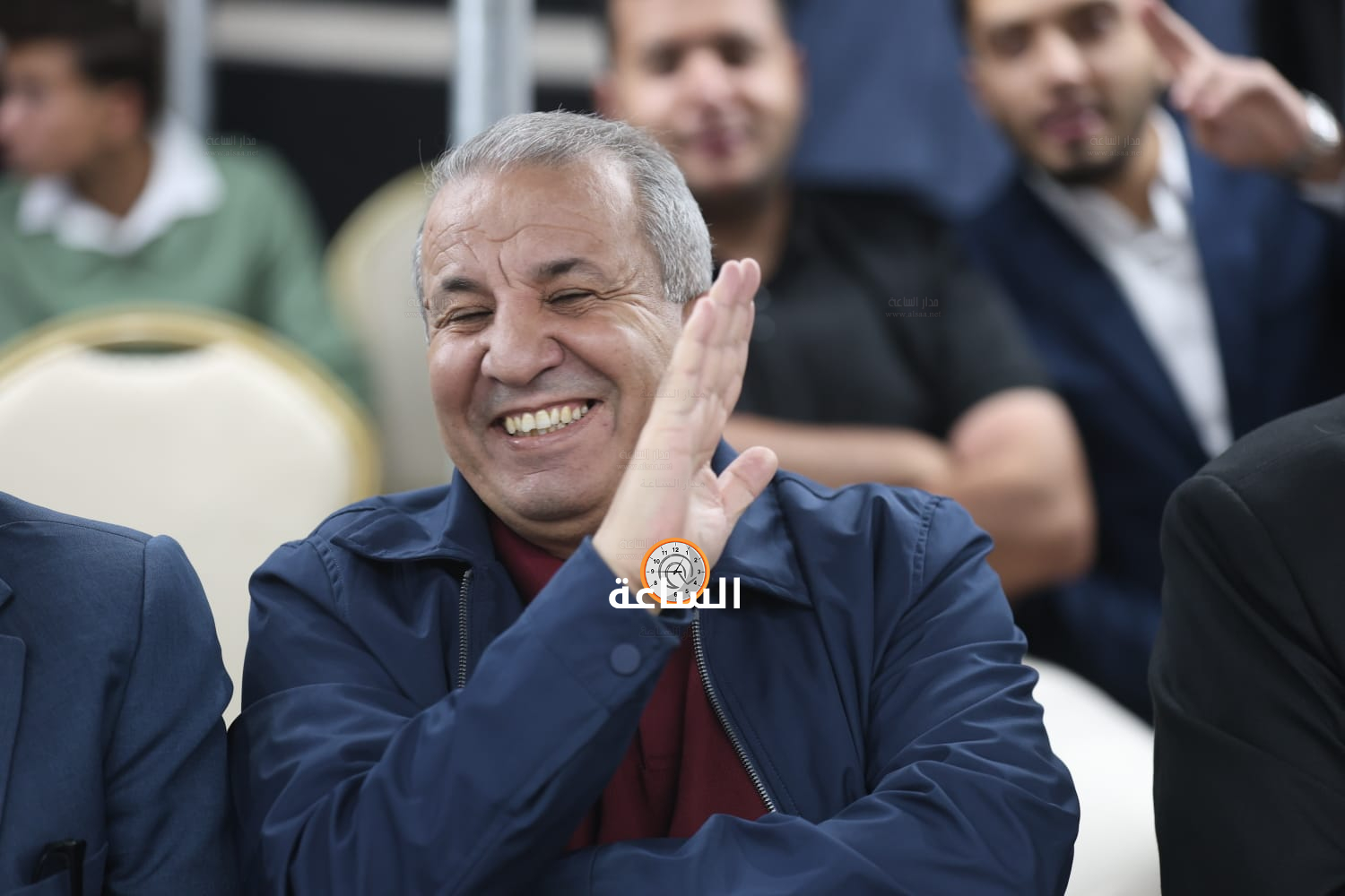 Madar Al-Saa Images 0.9060597067704