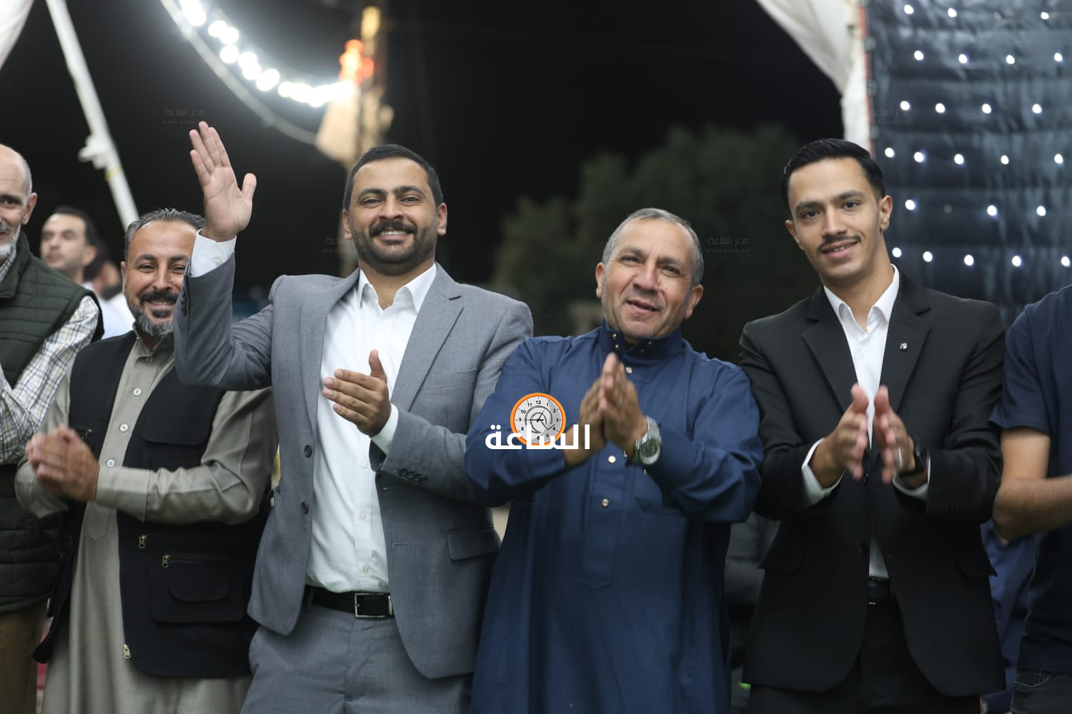 Madar Al-Saa Images 0.4415358195593423