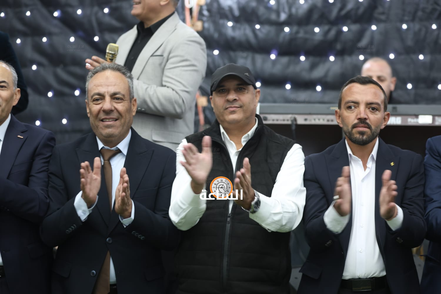 Madar Al-Saa Images 0.3935787664128003