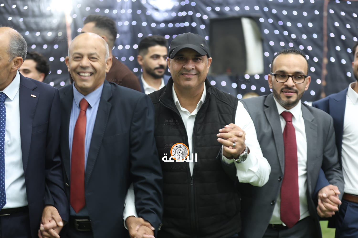 Madar Al-Saa Images 0.8225918076071054