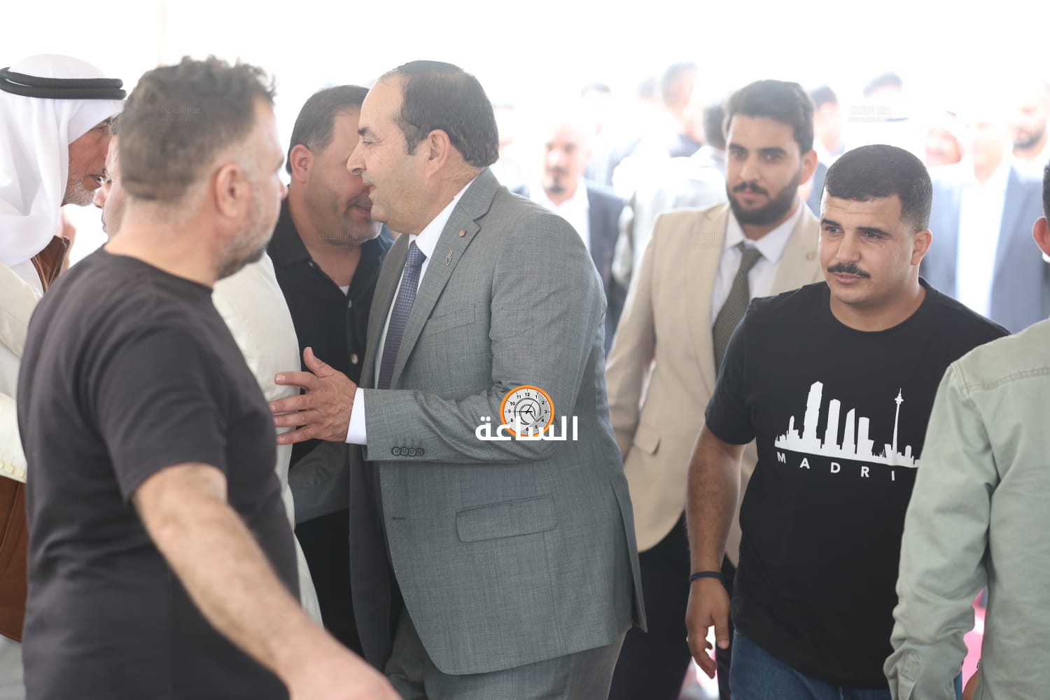 Madar Al-Saa Images 0.7617470005830271