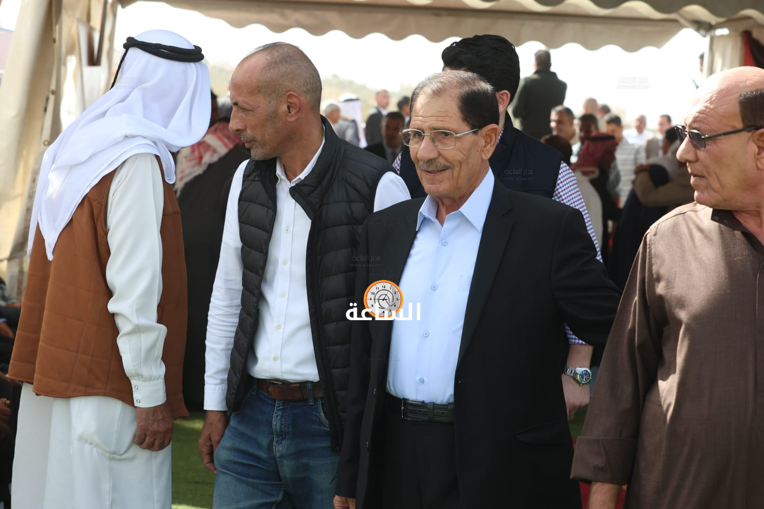 Madar Al-Saa Images 0.7876087872279994