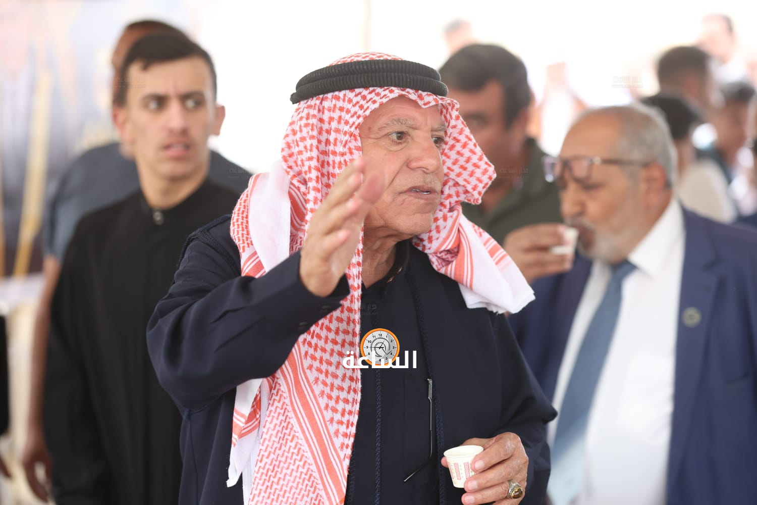 Madar Al-Saa Images 0.371787818183836