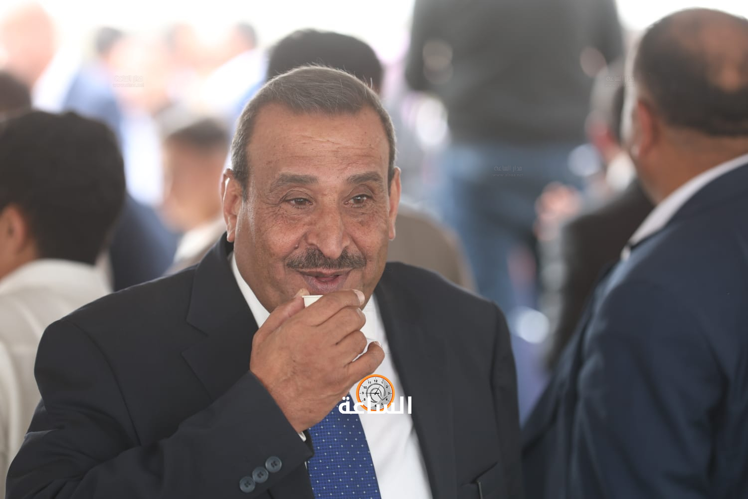 Madar Al-Saa Images 0.16816272615368466