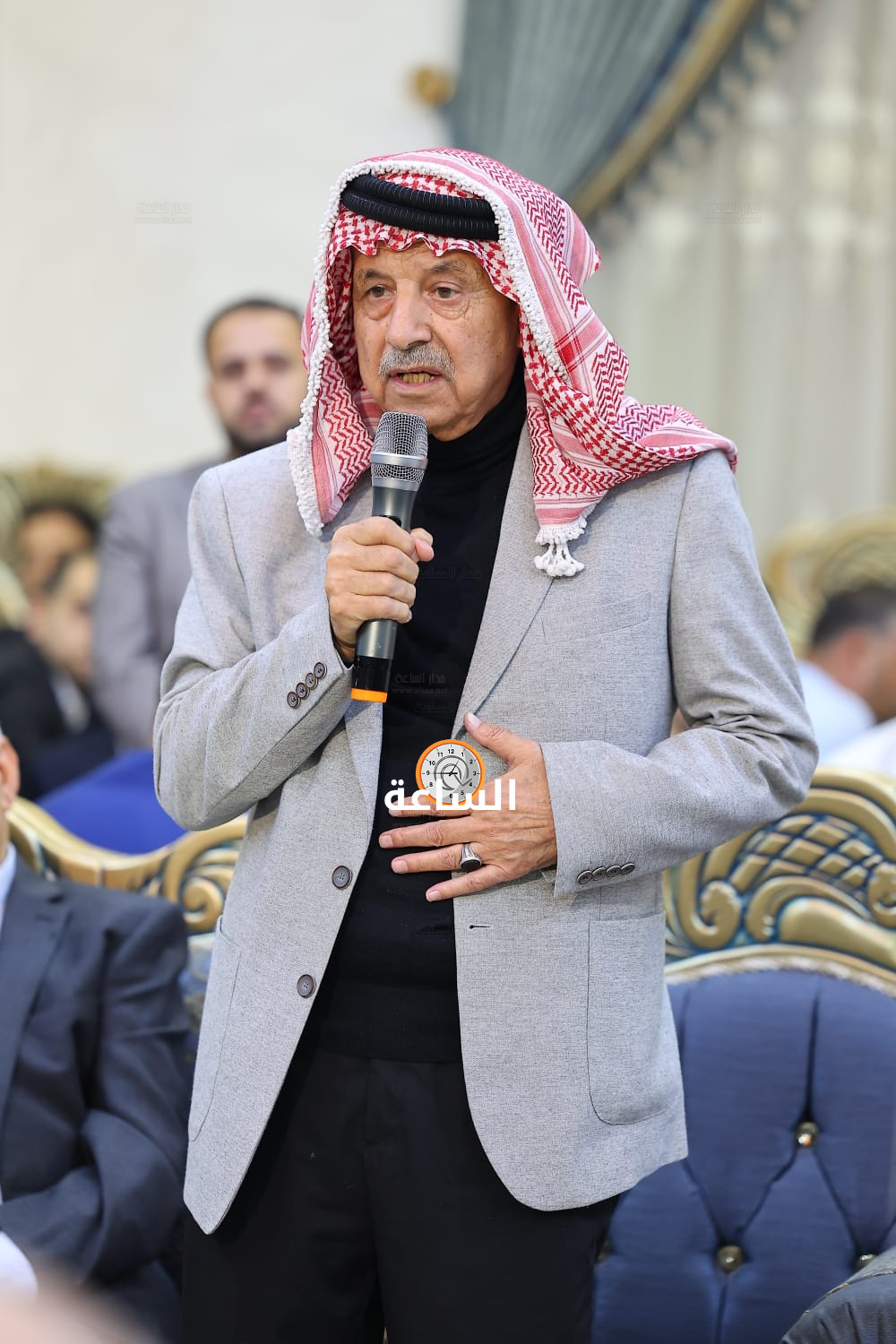 Madar Al-Saa Images 0.9588038088324411