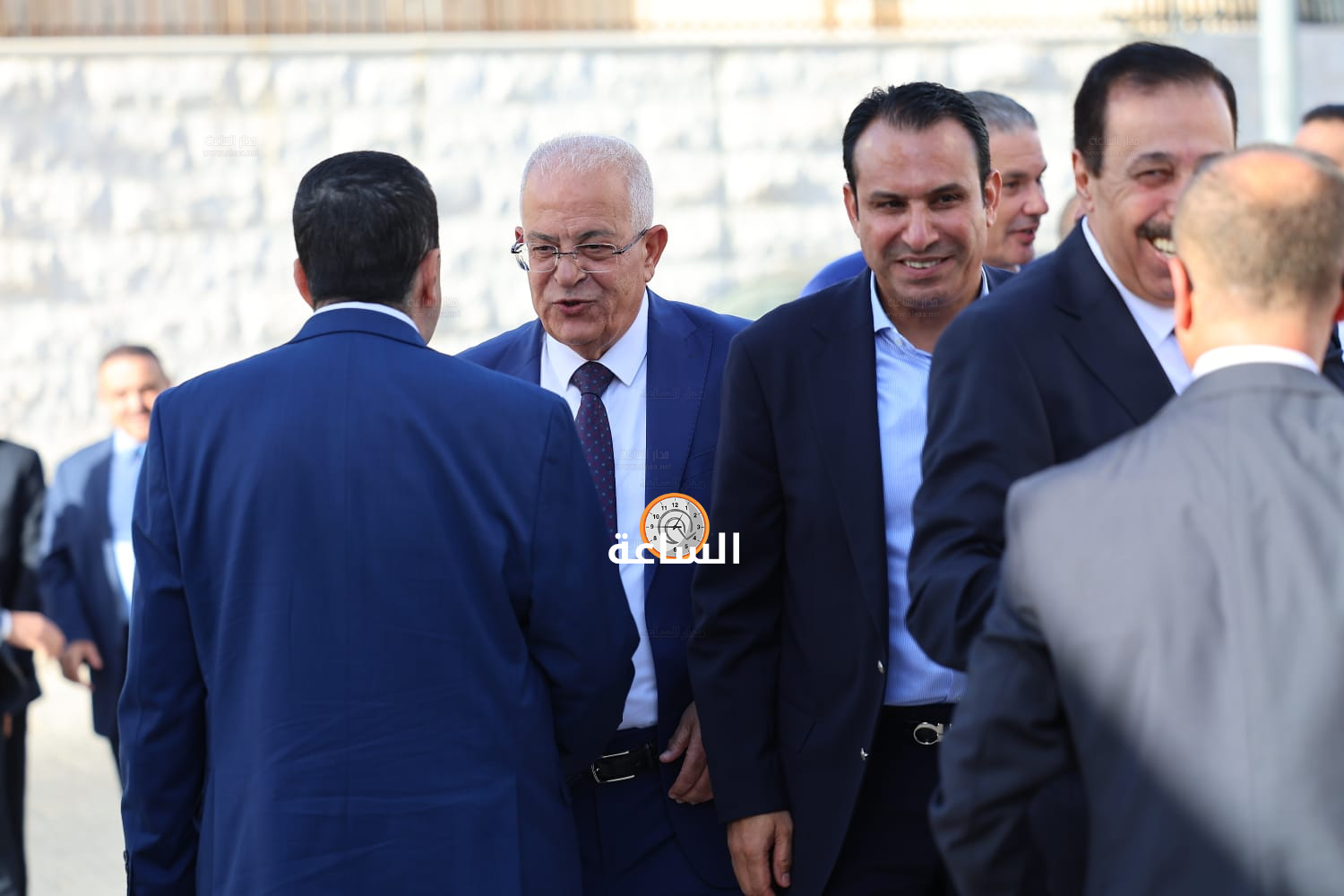 Madar Al-Saa Images 0.14244299426863072