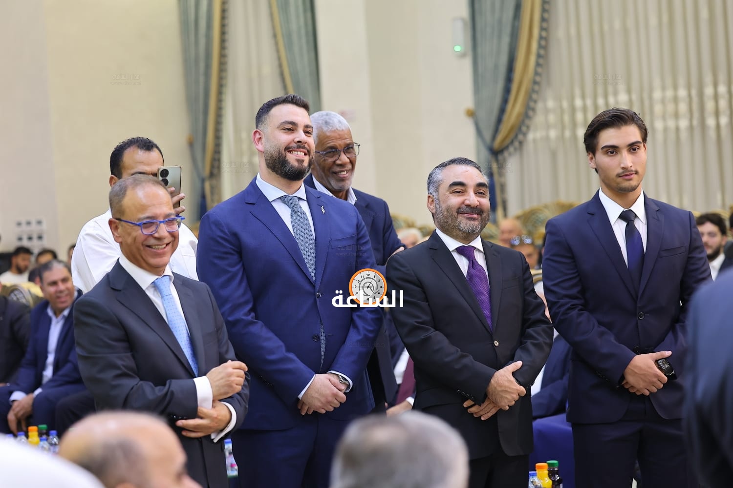 Madar Al-Saa Images 0.3597386725433478
