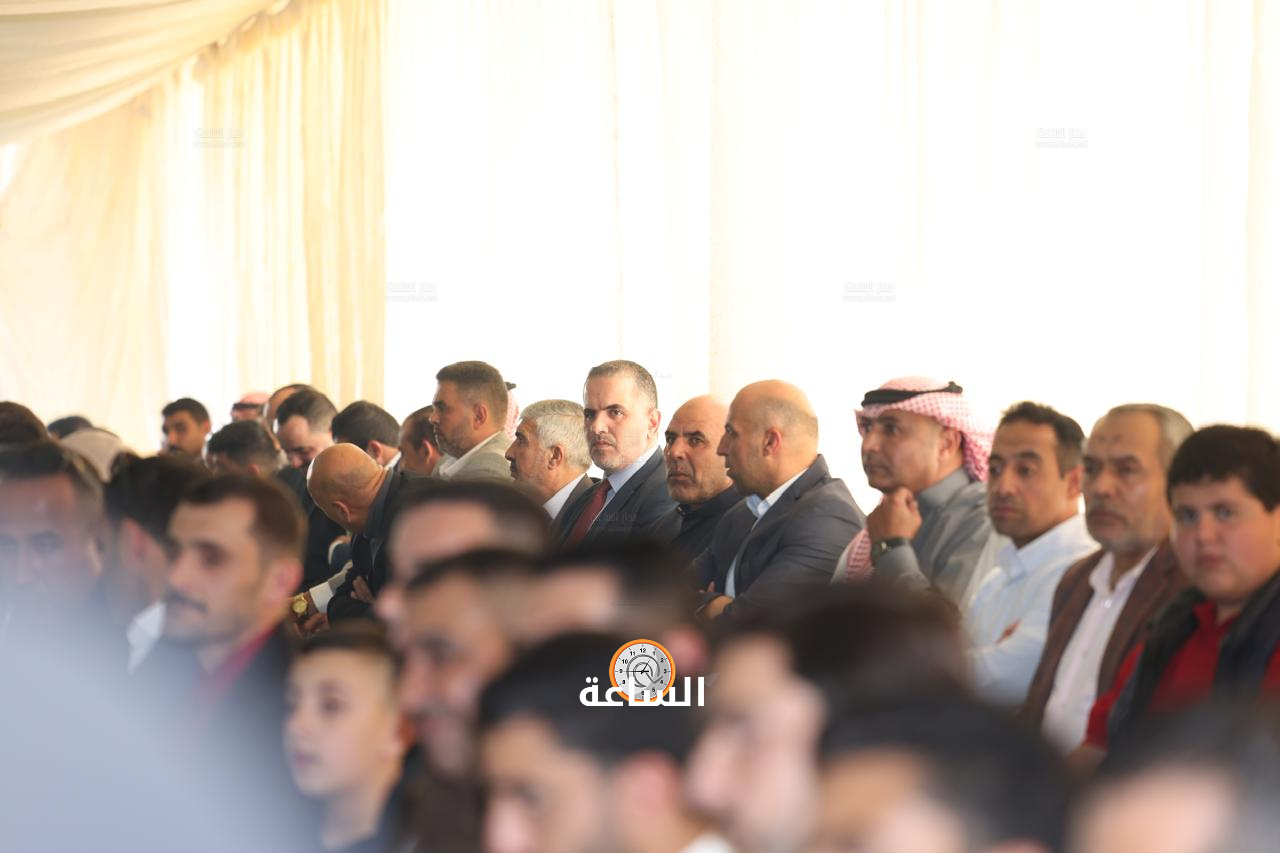 Madar Al-Saa Images 0.4940873910090863